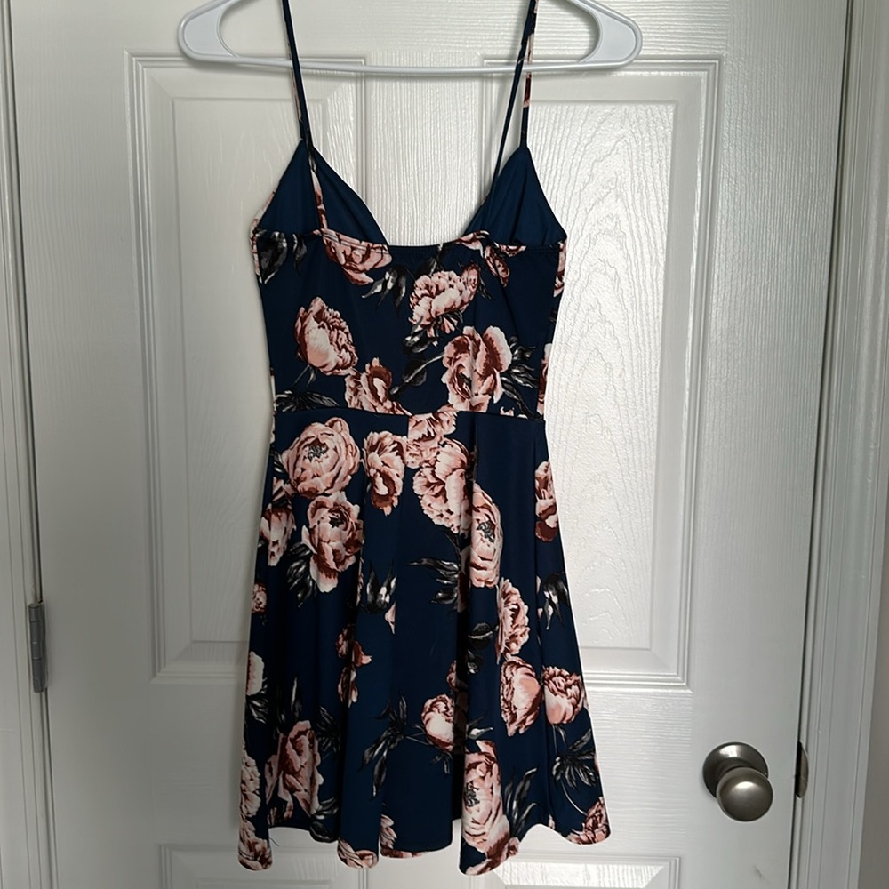 NWT CHARLOTTE RUSSE MINI DRESS - Picture 4 of 5
